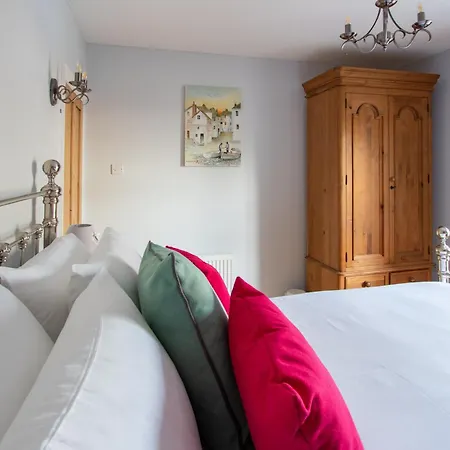 Stylish Town Centre House With Garden And Parking Opposite Villa Bury St. Edmunds Exterior photo
