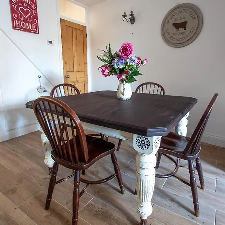 Stylish Town Centre House With Garden And Parking Opposite Villa Bury St. Edmunds Exterior photo