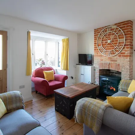 Stylish Town Centre House With Garden And Parking Opposite Villa Bury St. Edmunds Exterior photo